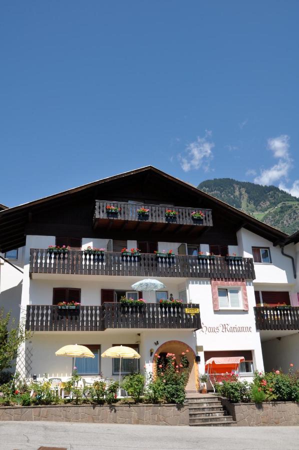 Garni Marianne - B&B