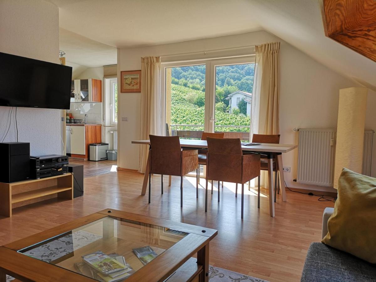 B&B Leinsweiler - Ferienwohnung "Weinbergblick" im Winzerdorf - Bed and Breakfast Leinsweiler