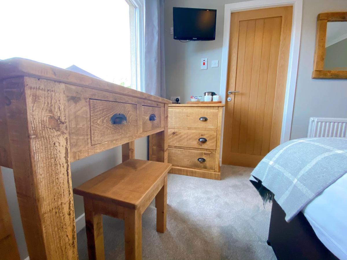 Twin Room - First Floor