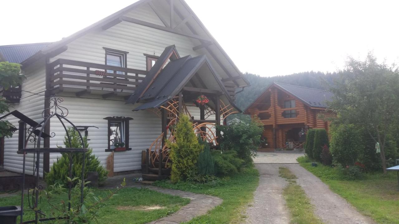 Nota Bene Mykulychyn - Bed and Breakfast Mykulychyn