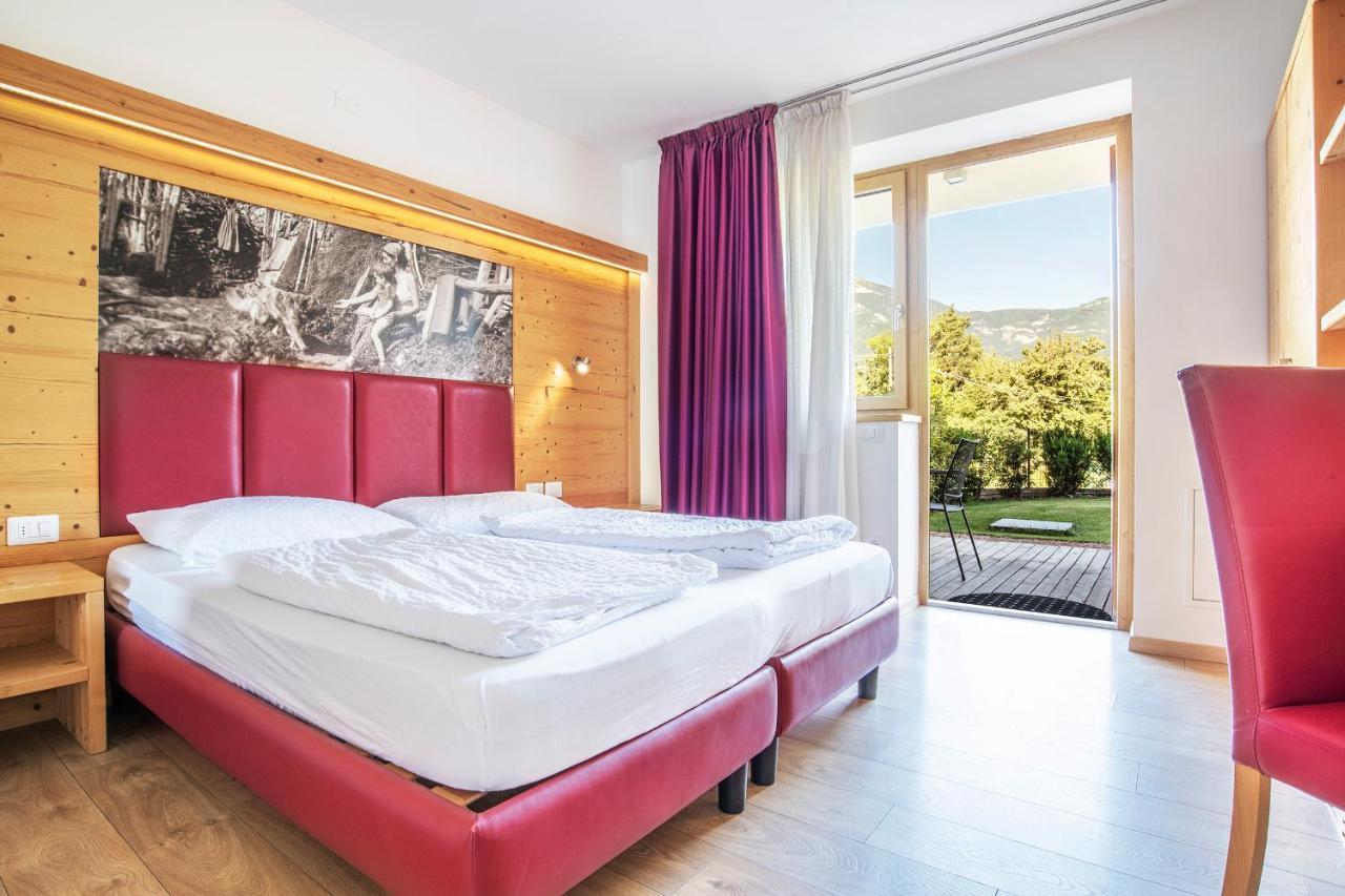 Camera Matrimoniale/Doppia con Letti Singoli con Vista Montagna