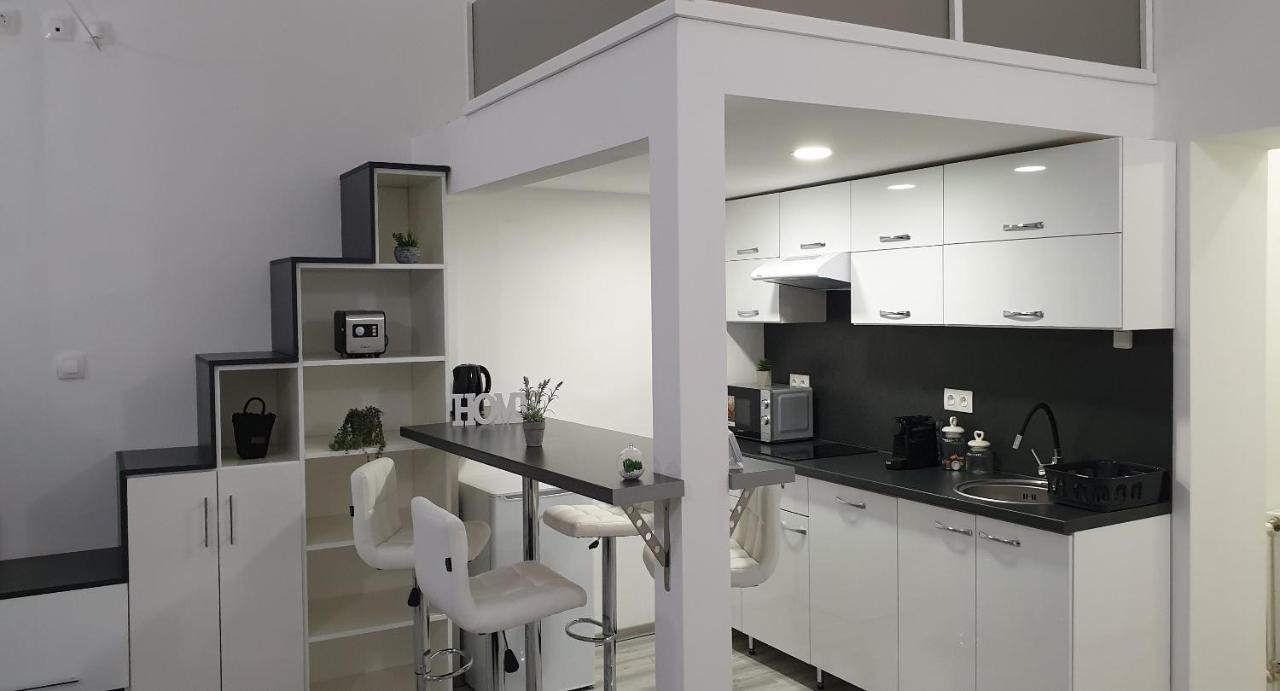 Belvárosi Apartman 2 - B&B