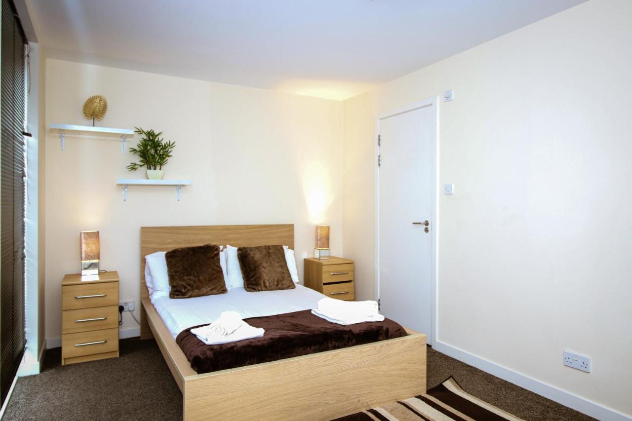 3 Bedroom Apartment (6 adults)