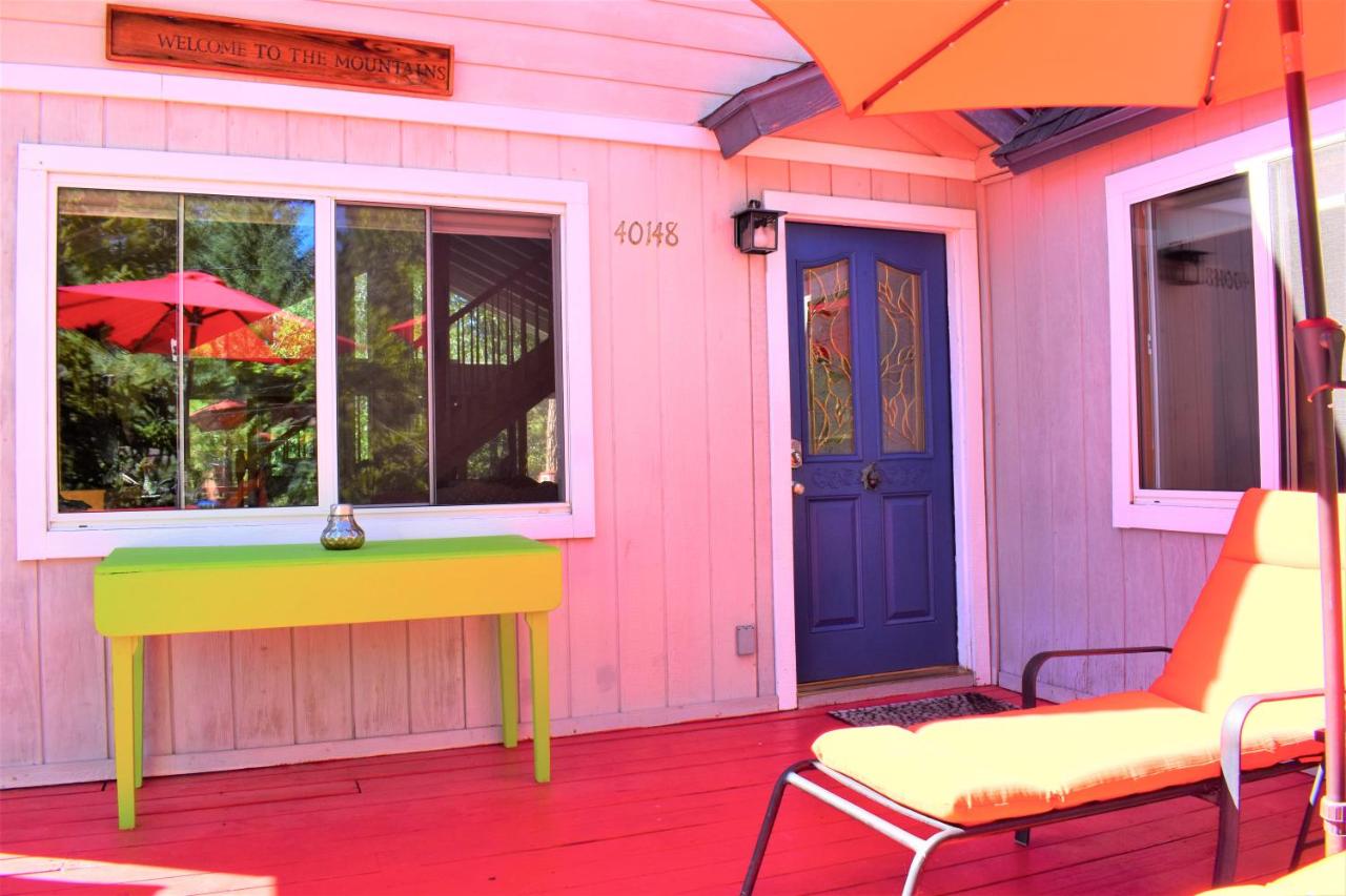 Dream Getaway-Secluded Hot Spa-Walk to Village-Walk to Pineknot Trailhead-Plus King Bed! - B&B