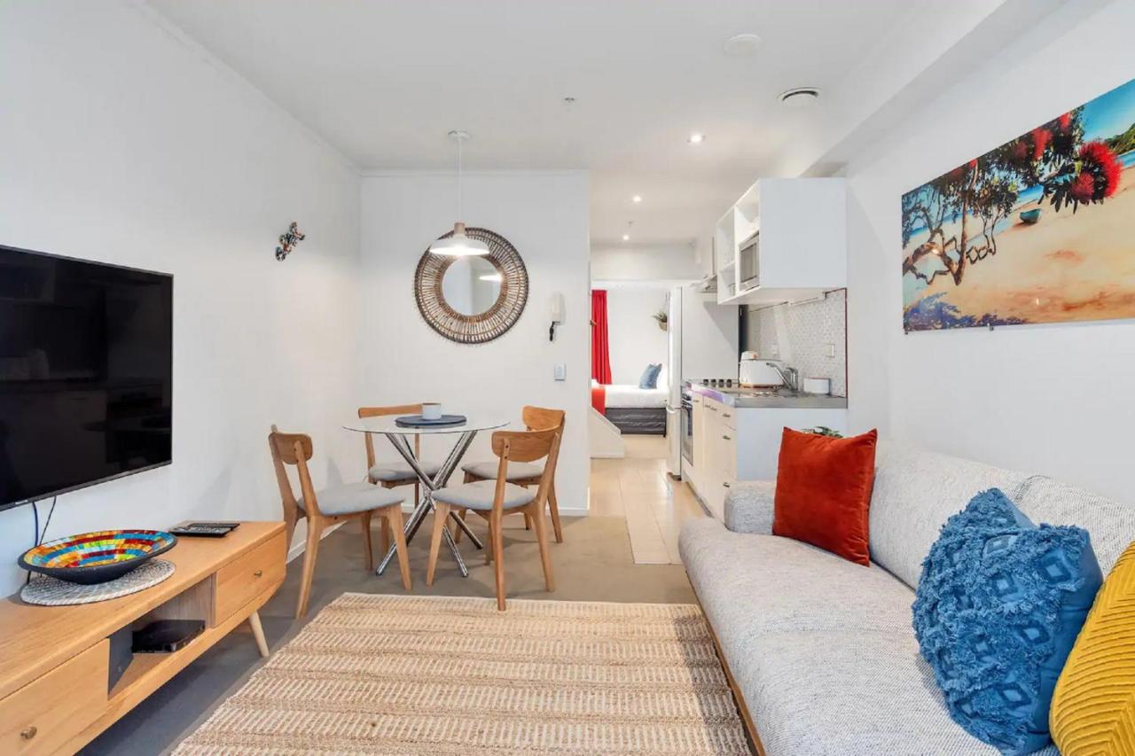 B&B Auckland - Chic 3 Bedroom in the City Central I FREE PARKING - Bed and Breakfast Auckland