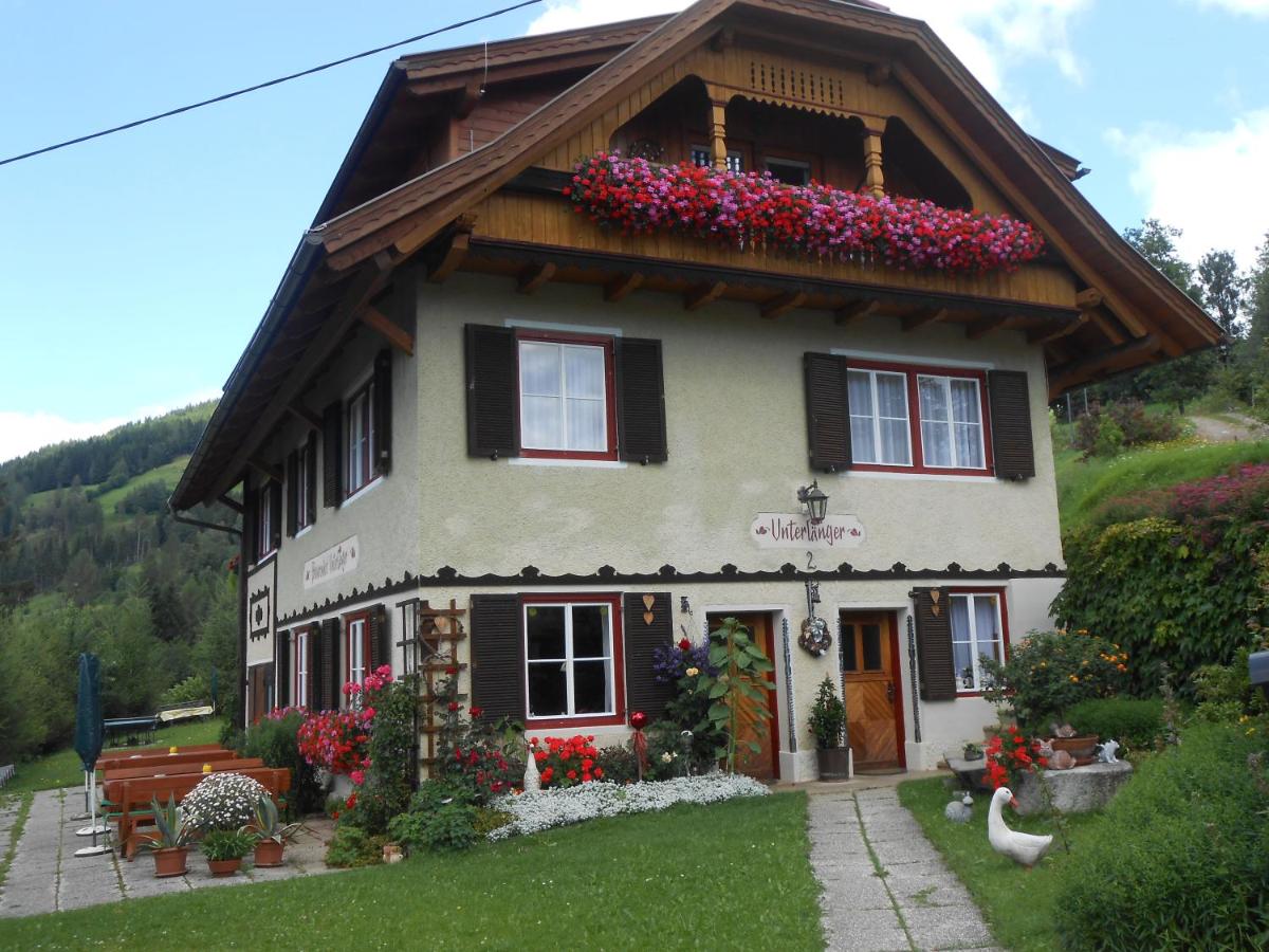 Gästehaus Unterlänger 2 - Lass die Seele lachen - Bed and Breakfast Eisentratten