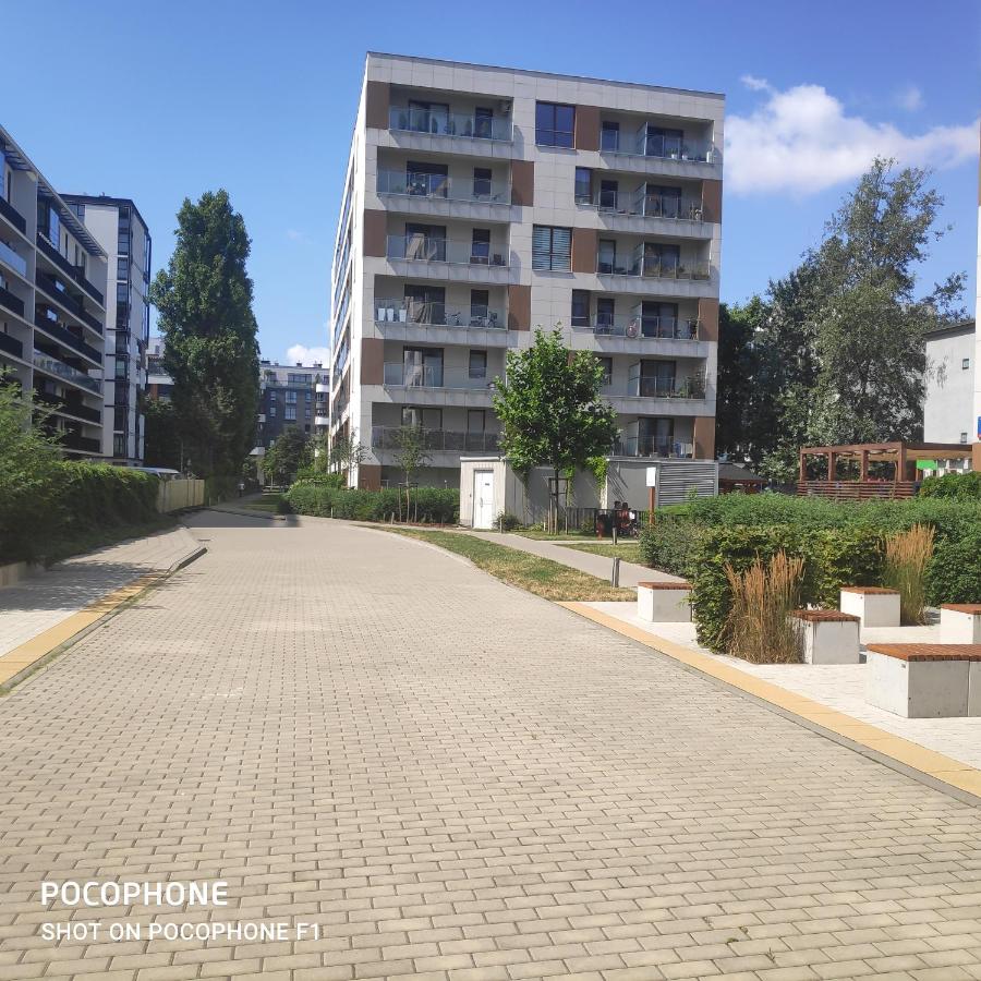 FIRST -- Green Żoliborz Apartment 4 - B&B Varsavia