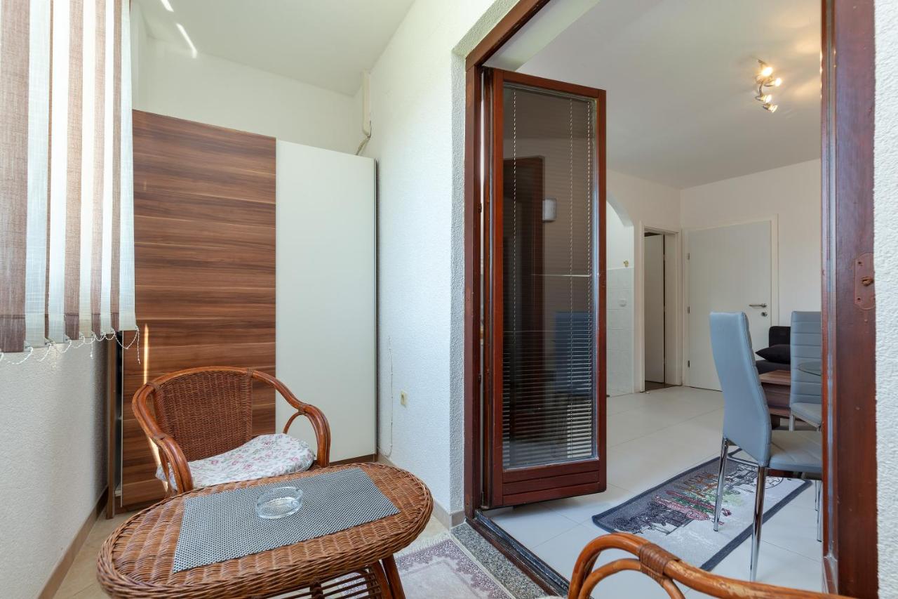 Studio with Terrace
