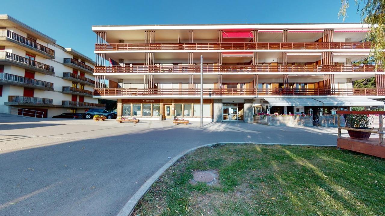 Beautiful apartment in the center of Crans-Montana with a large balcony - Chambres d'hôtes Crans-Montana
