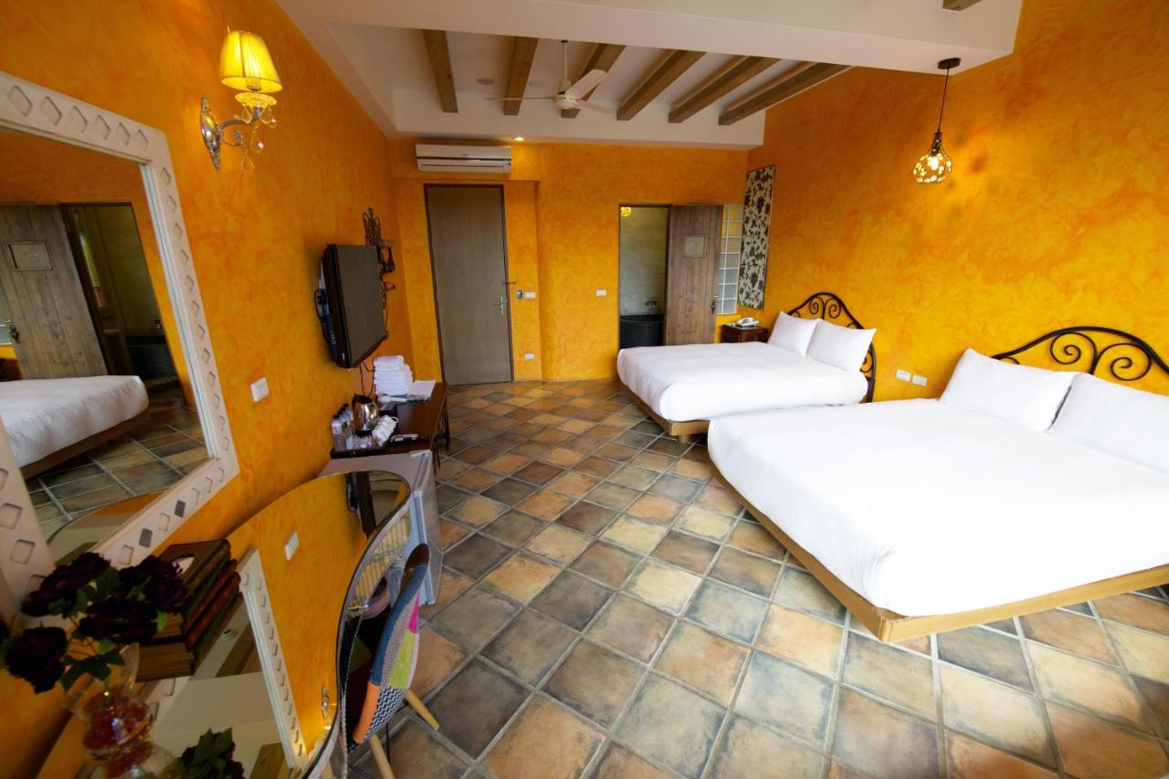 Deluxe Quadruple Room