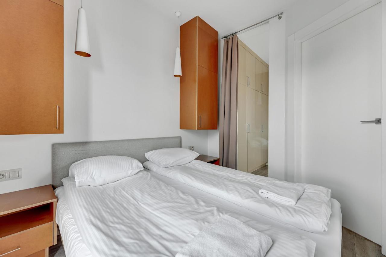 One-Bedroom Apartment - Chmielna 71/69b