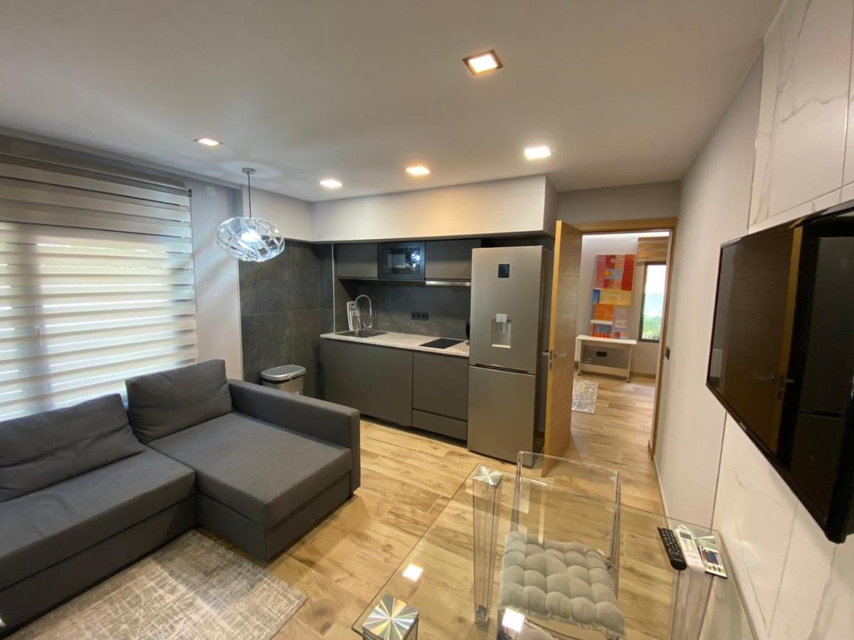 Tomas apartamentos Sagaro - Ferienwohnung Sant Feliu de Guíxols