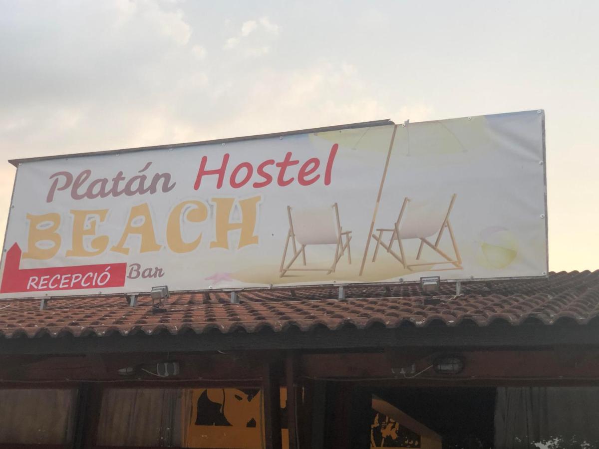 Beach Hostel Balatonboglár - B&B