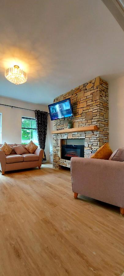 Wild Atlantic Way - Haven - Sleeps 10 - B&B
