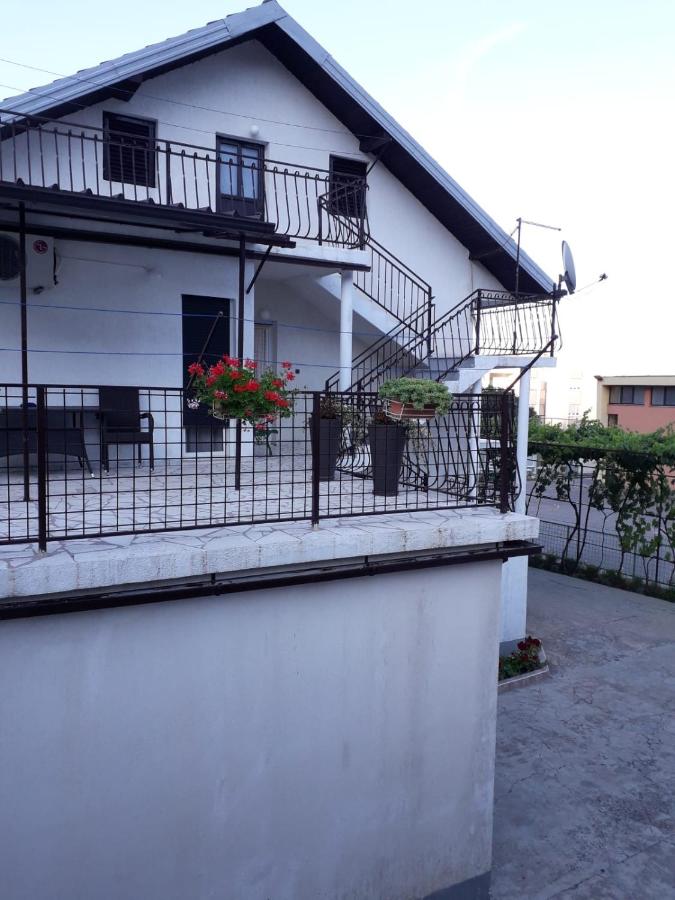 B&B Vrlika - Kuća za odmor Varoš - Bed and Breakfast Vrlika