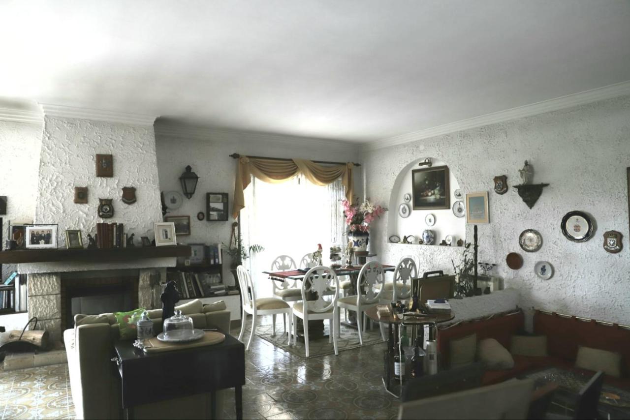 Villa Casa das Palmeiras - Ferienwohnung Charneca de Caparica