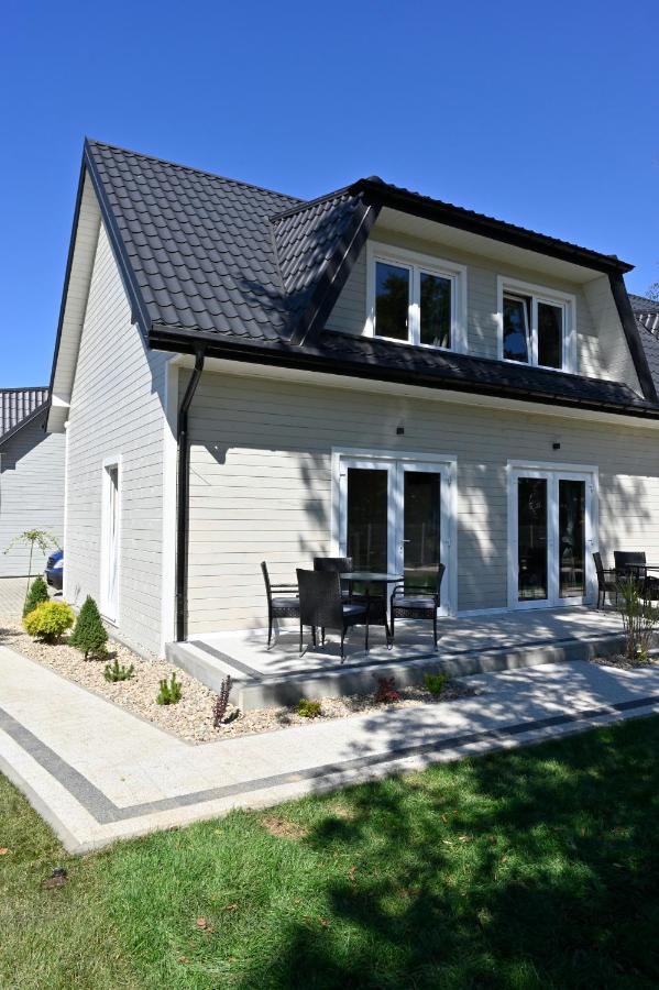 Przystań Dziwnówek - B&B Dziwnówek