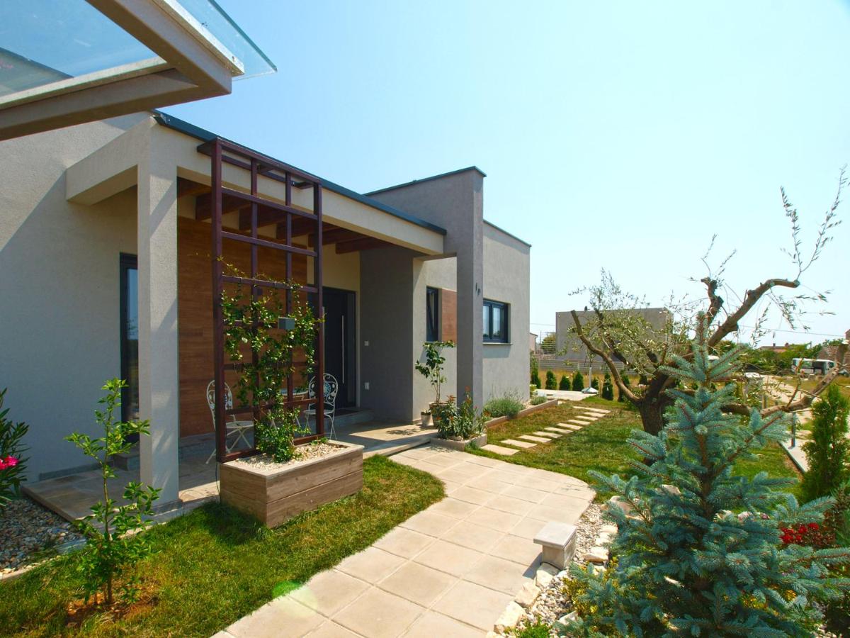 Villa Monteci 2052 - B&B Gallesano