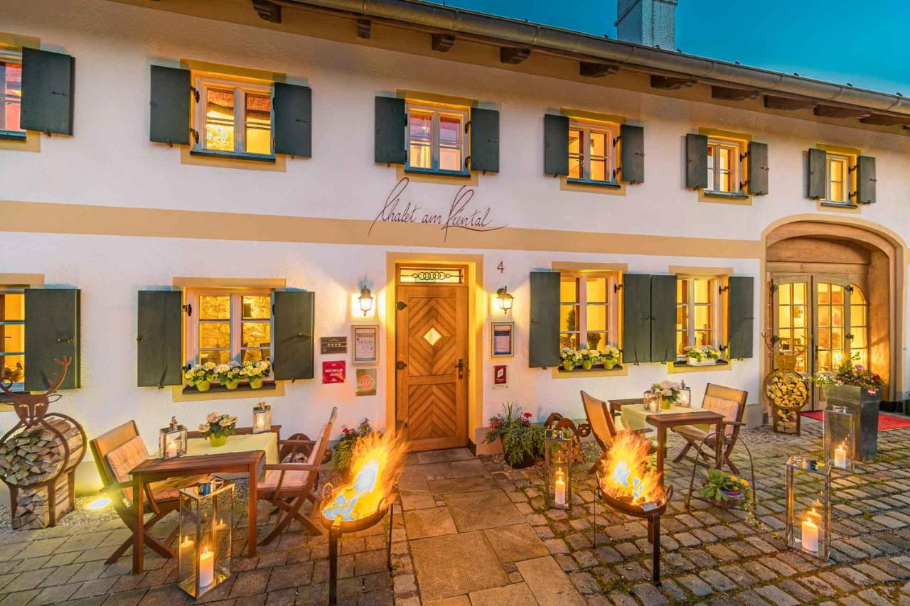 B&B Herrsching am Ammersee - Romantik Hotel Chalet am Kiental - Bed and Breakfast Herrsching am Ammersee