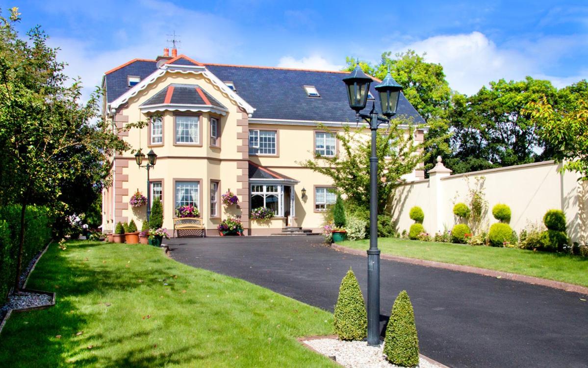 B&B Letterkenny - Ballyraine Guesthouse - Bed and Breakfast Letterkenny