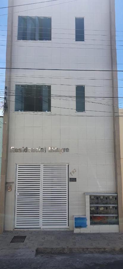Pousada Residencial Milagre 101 - B&B