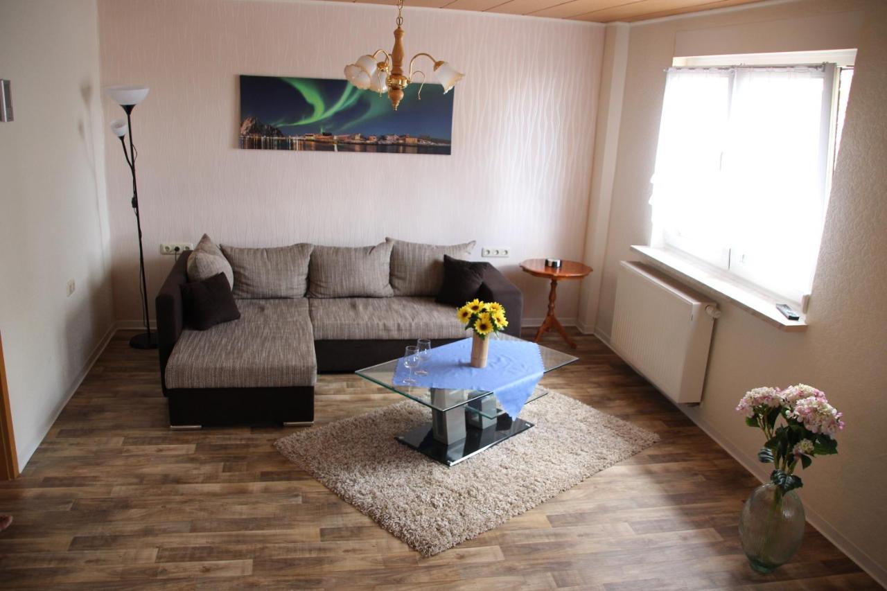 Landhaus "Zum Frosch" - B&B Kalbsrieth