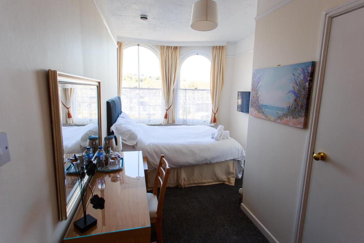 Double Ensuite with River View