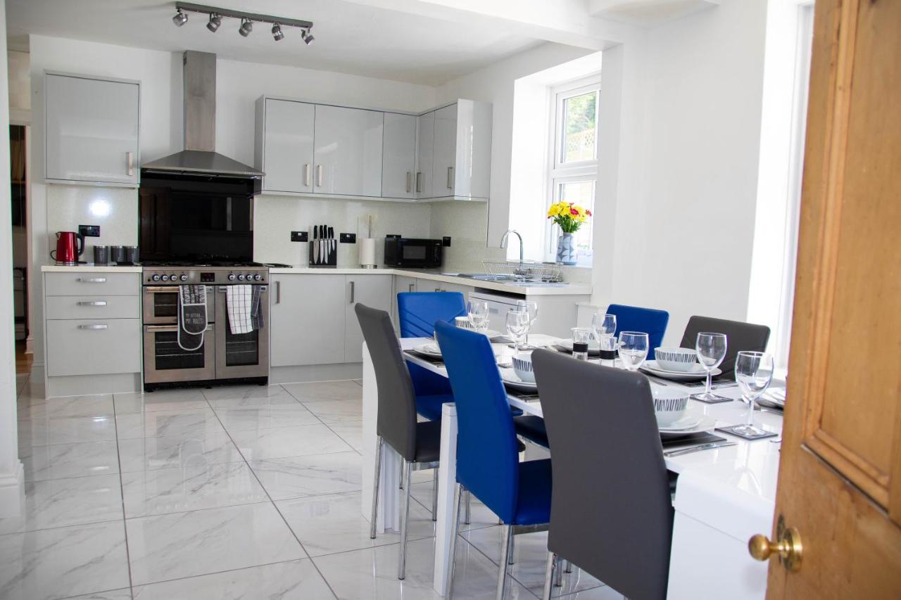 Broad Park Villa - 4 Bed-Sleeps 8-TJS4BPV - B&B Ilfracombe
