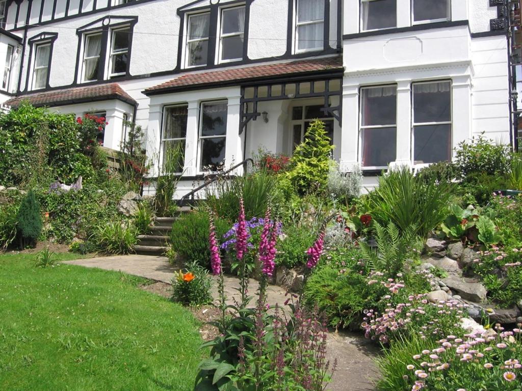 B&B Conwy - Bryn Derwen Guest House - Bed and Breakfast Conwy