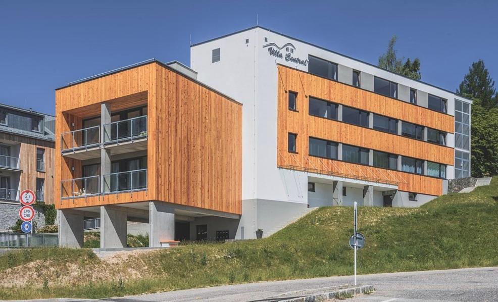 Apartman Central Ski & Bike - Ferienwohnung