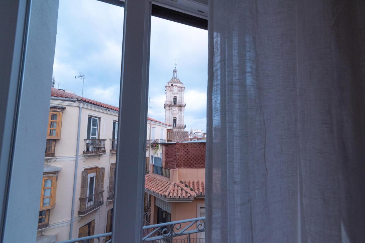 Chinitas Santos Apartments - B&B Málaga