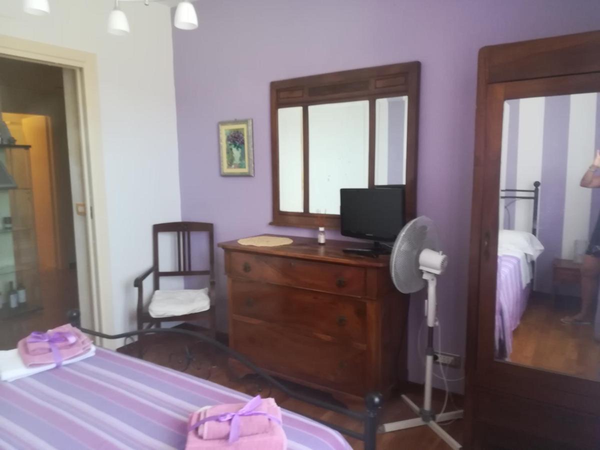 Double Room with Private External Bathroom