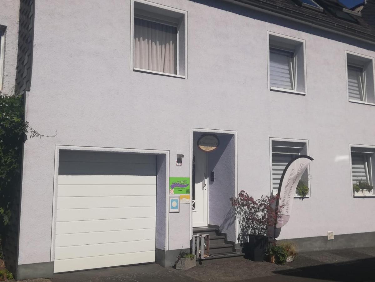 Ferienwohnungen Am Bruttiger Moselsteig - B&B