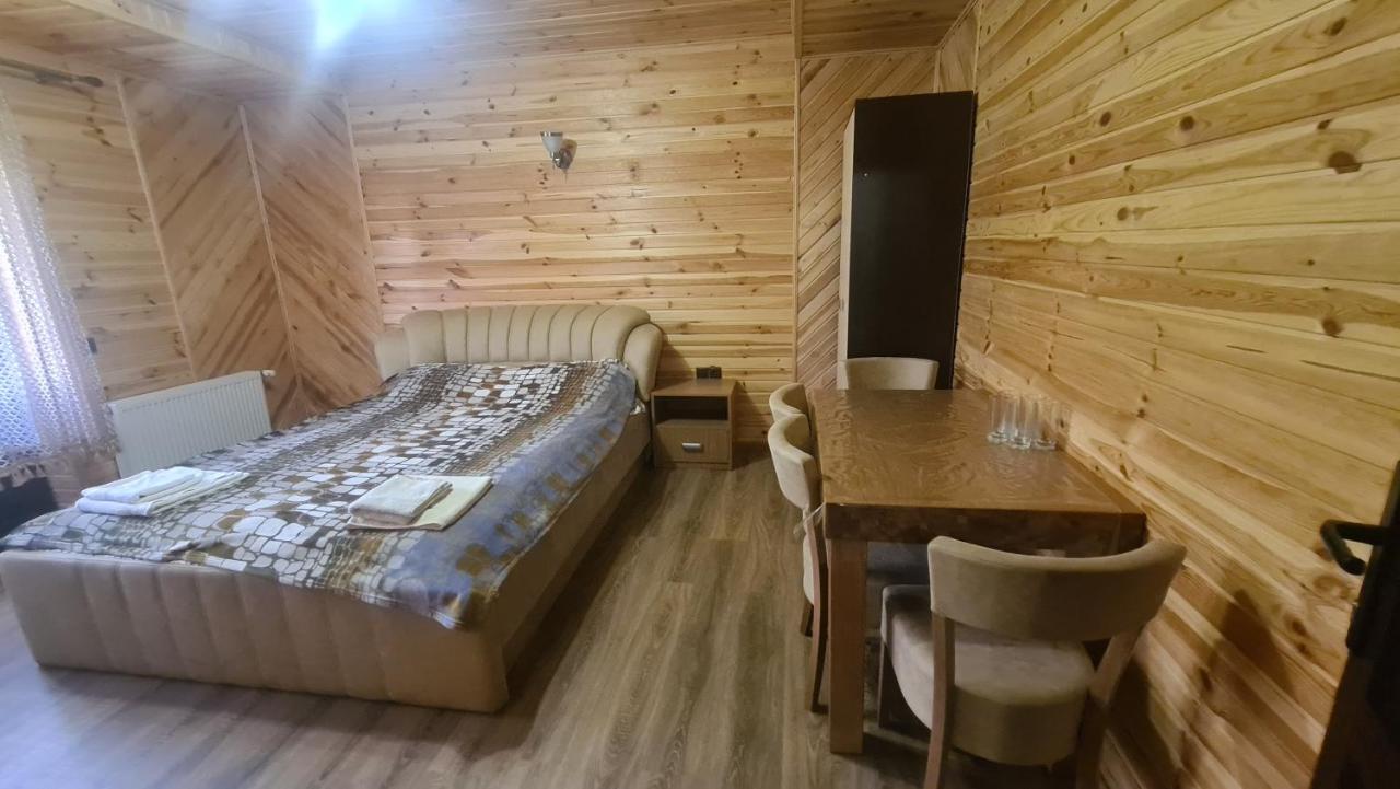 Familiekamer met Uitzicht op de Bergen