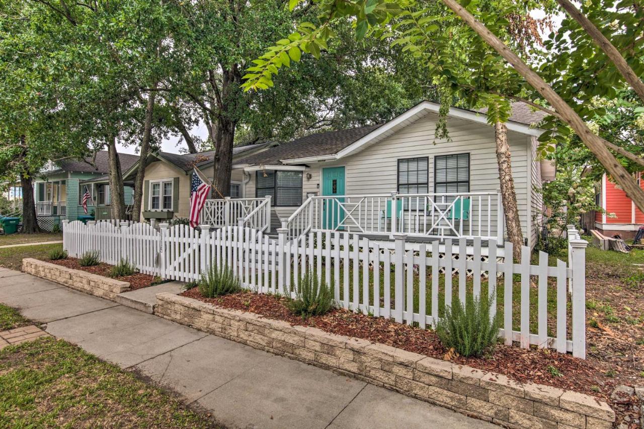 Gulfport Bungalow by Jones ParkandBeach Access! - Chambres d’hôtes