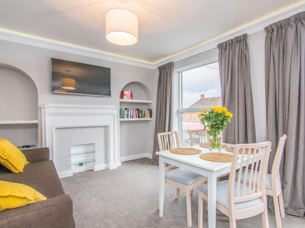 Appartement met 2 Slaapkamers en Uitzicht op Stad