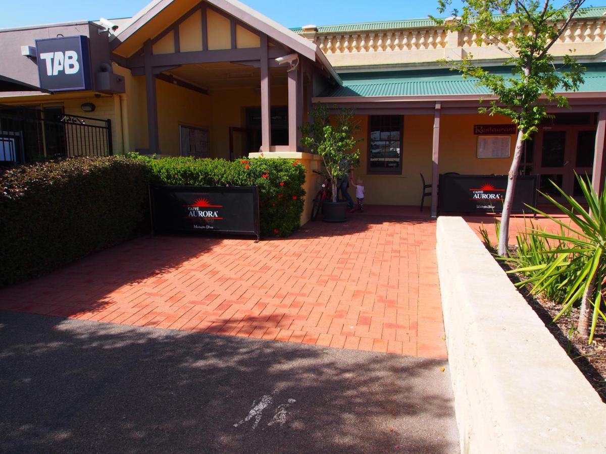 B&B Dongara - Dongara Hotel Motel - Bed and Breakfast Dongara