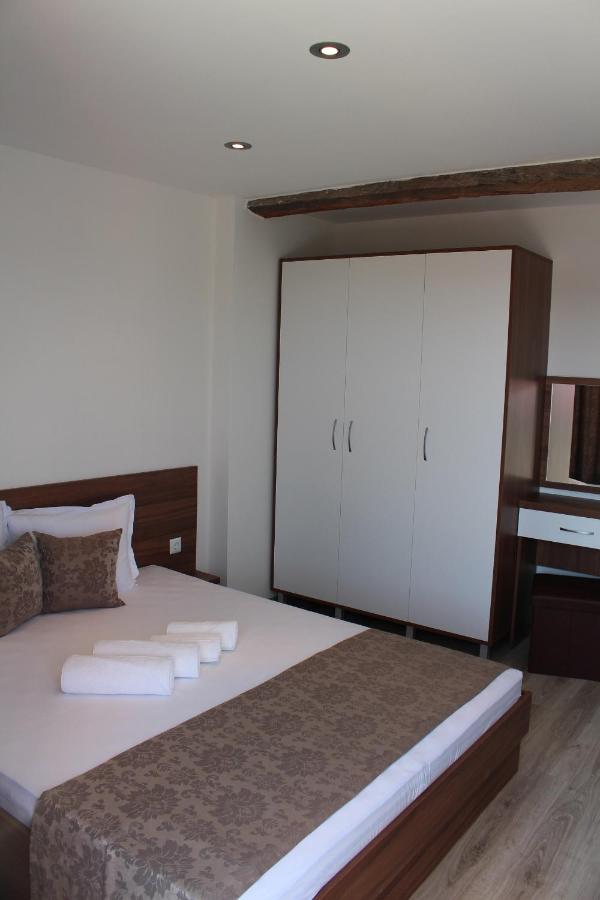 Habitación Doble con cama supletoria - 1 o 2 camas