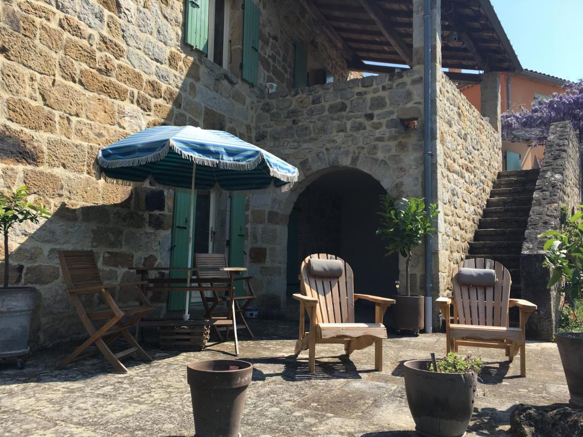 Chambre d'hôtes Au creux du Chambon - Ferienwohnung Joyeuse
