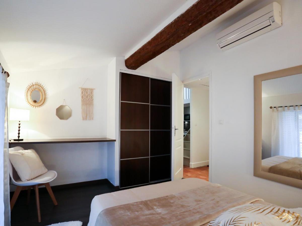 Apartment mit Aussicht und Balkon