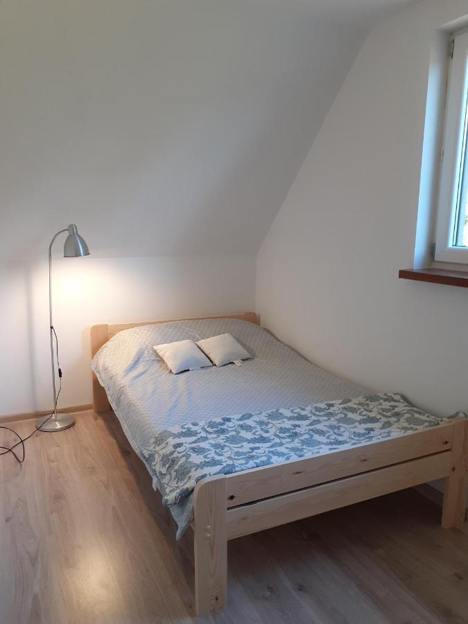 Domek całoroczny wsród jezior przy lesie - B&B