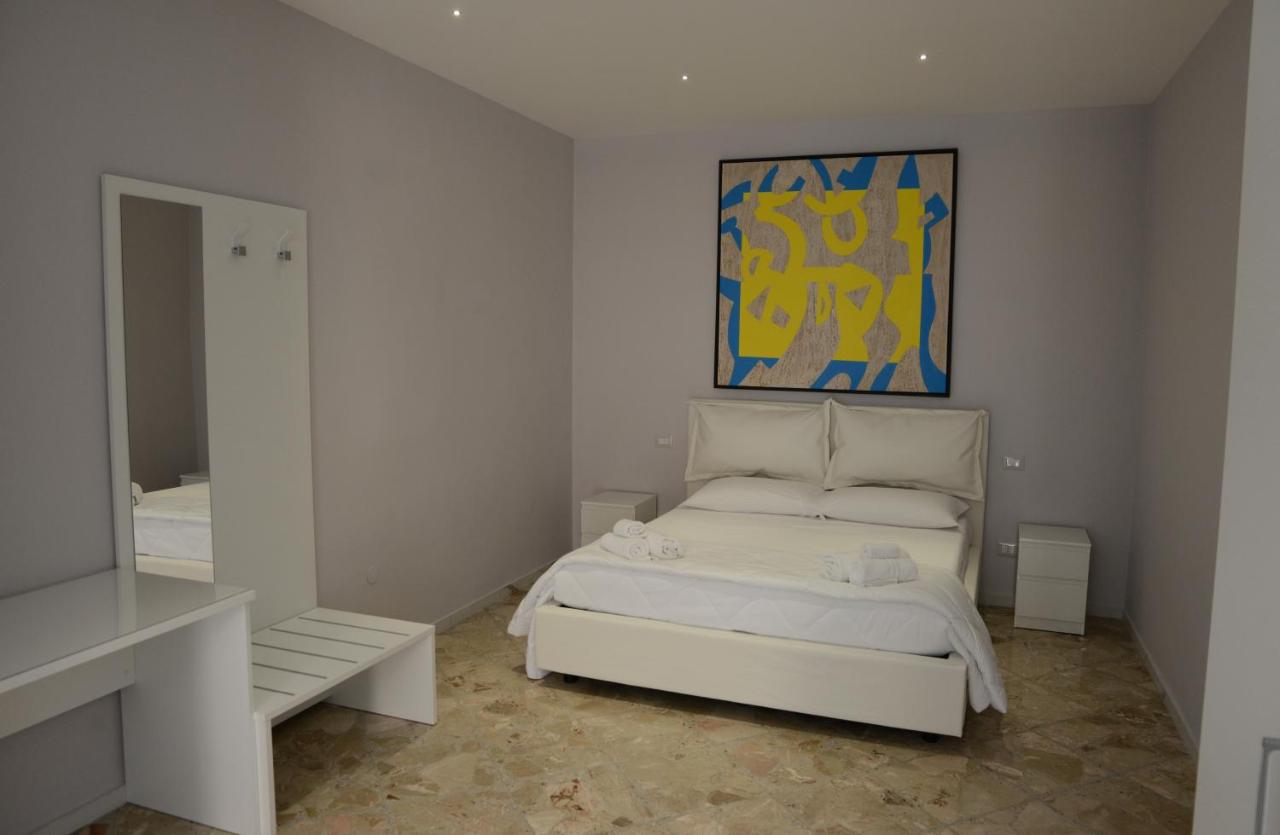 Deluxe Suite - (Via Piave 23)