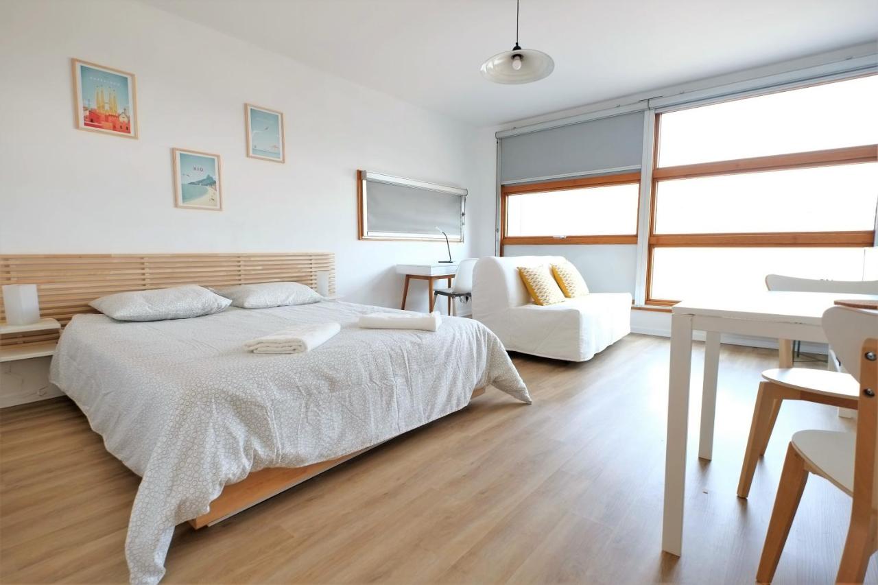 B&B Lille - Les Studiantes - T1 32 m² hypercentre gares/métro - Bed and Breakfast Lille