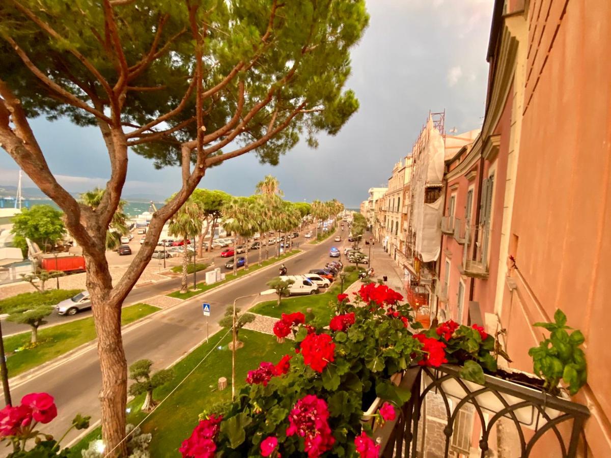 New Luxus Apartment in Gaeta with sea view on harbour - B&B