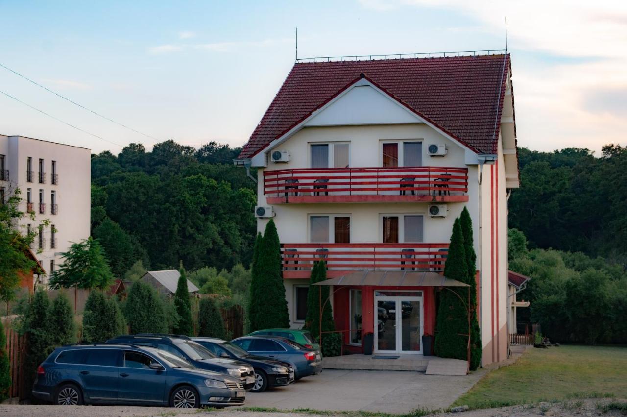 Pensiunea Maris - Ferienwohnung Băile Felix