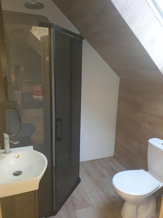 Chambre Triple avec Salle de Bains Privative