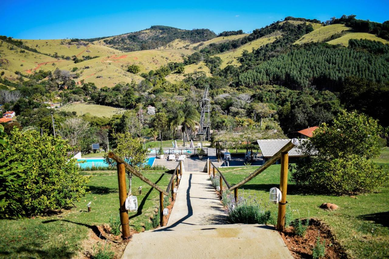 Pousada A Mata que Canta - B&B Socorro