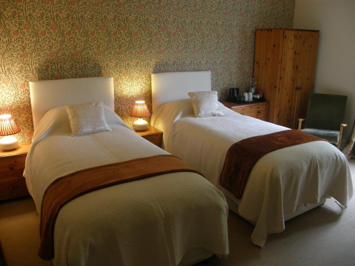 Superior Twin Room with Garden View