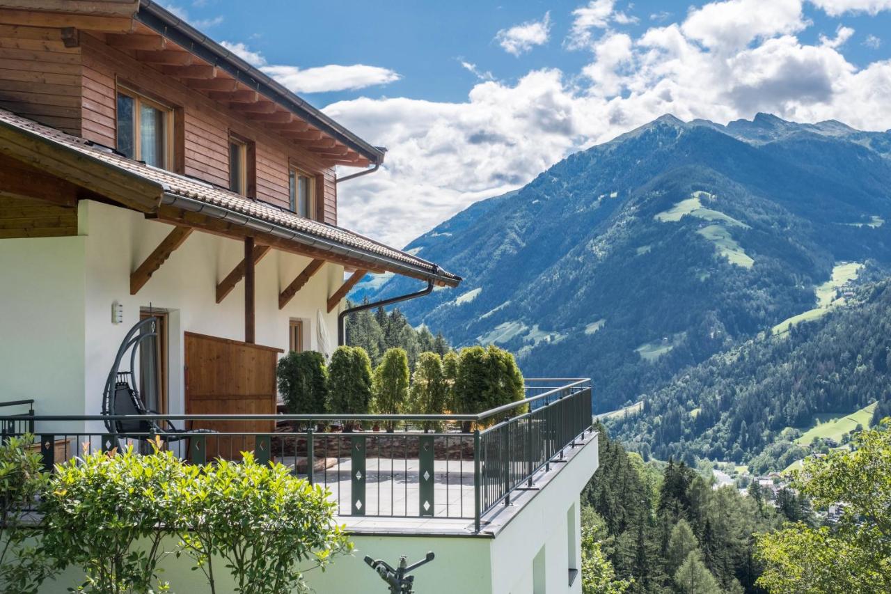 B&B San Martino - Hofschenke Pfeiftal - Hofblick - Bed and Breakfast San Martino