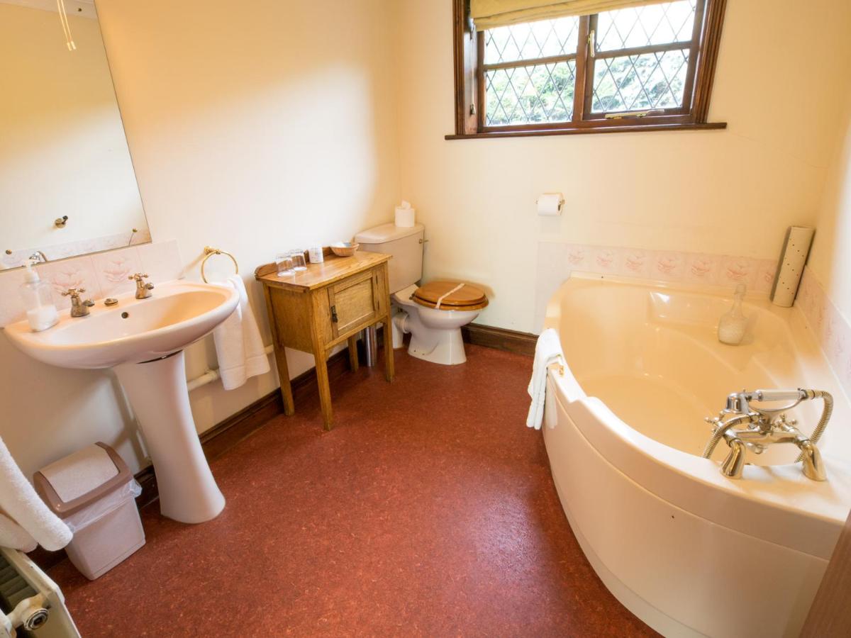 Camera Doppia con Letti Singoli con Vasca 